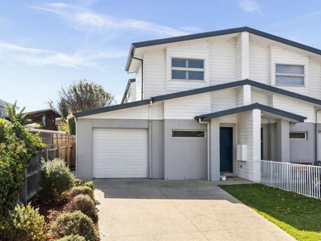 House for sale in Ocean Grove, Victoria