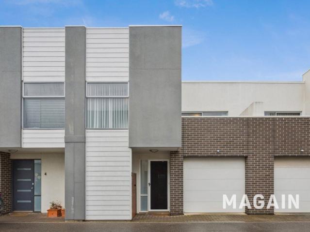 Townhouse for sale in Horseshoe Creek, South Australia