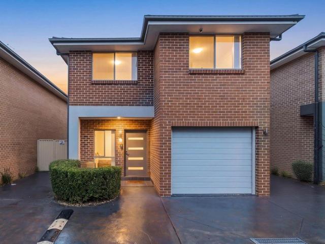 Townhouse for sale in Sydney, New South Wales