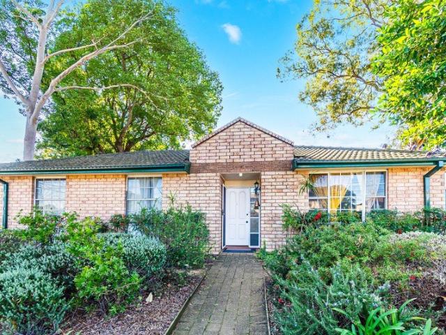 Villa for sale in Sydney, New South Wales