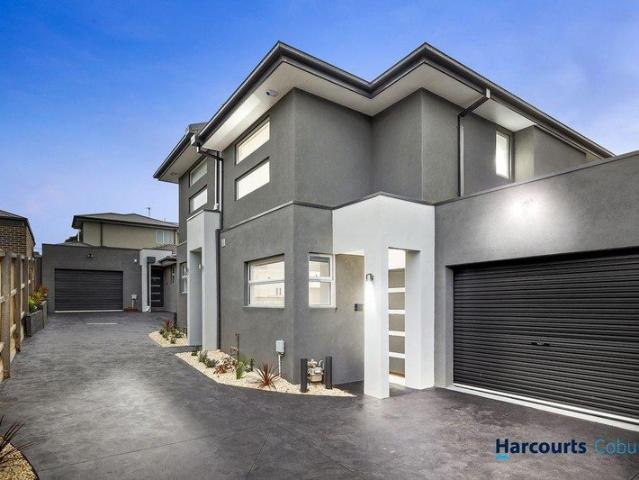 Townhouse for rent in Camerons Creek, Victoria