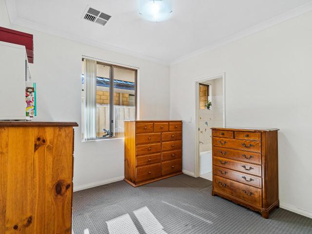 Apartment for sale in Hammond Park, Western Australia