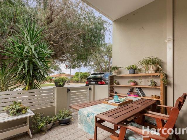 Apartment for sale in Parklands, Western Australia