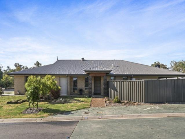 Townhouse for rent in Thurgoona, Albury