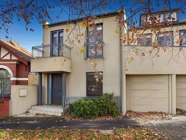 Townhouse for rent in Camerons Creek, Victoria