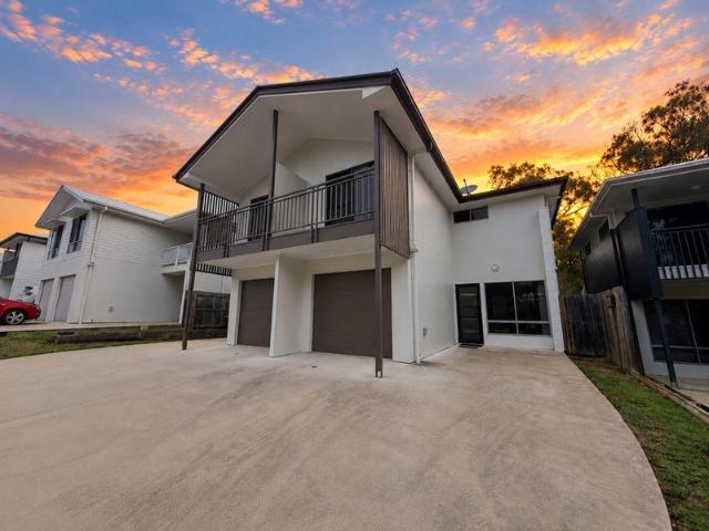 Townhouse for rent in Glen Eden, Gladstone