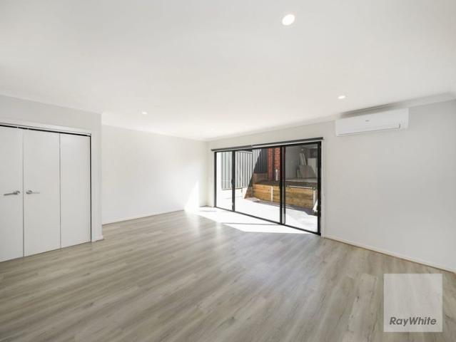 Townhouse for rent in True North, Melbourne