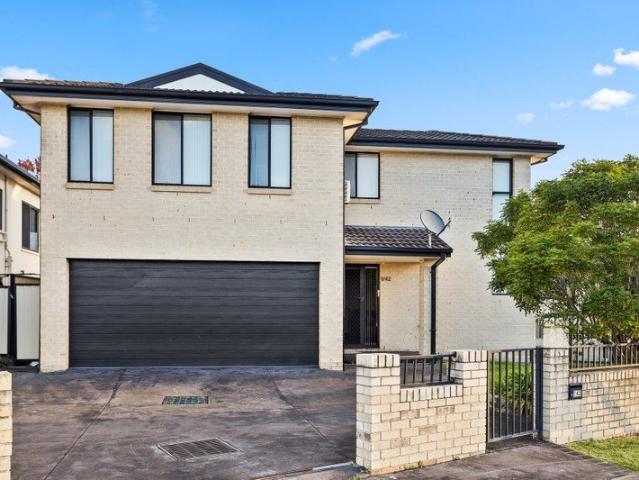 Townhouse for sale in Wollongong West, New South Wales