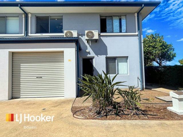 Townhouse for sale in Kings Beach, Bowen