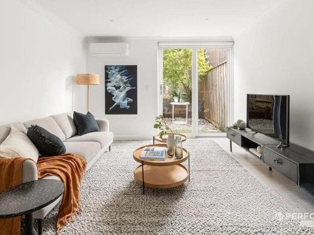 Townhouse for rent in Camerons Creek, Victoria