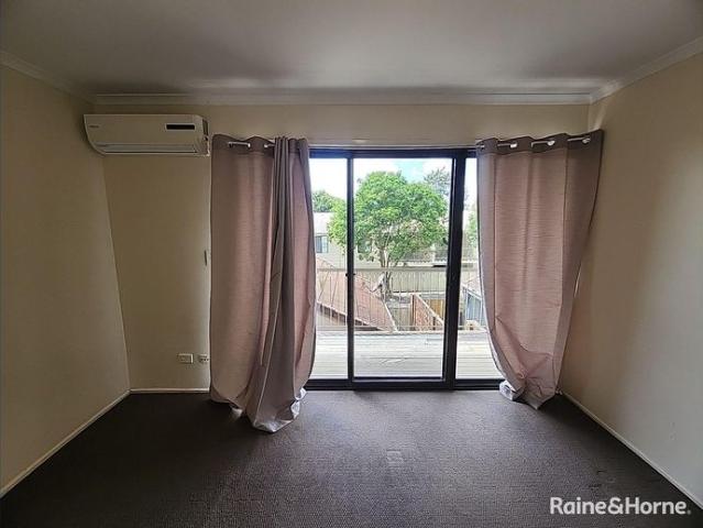 Apartment for rent in Bellbird Park, Greater Brisbane