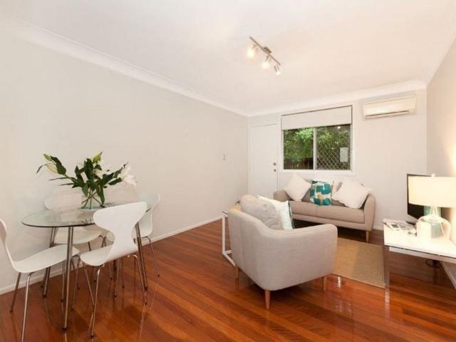 Apartment for rent in Toombul, Queensland