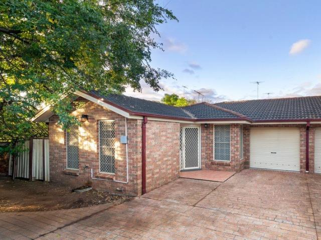 Villa for sale in Sydney, New South Wales