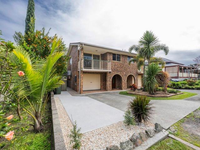 Duplex for sale in Bom Bom, New South Wales