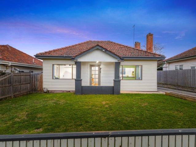 Townhouse for sale in Ballarat, Victoria