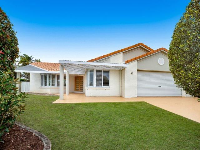 House for sale in Carindale, Greater Brisbane