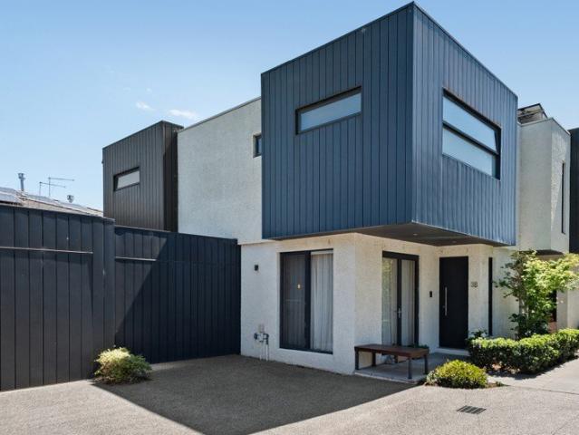 Townhouse for sale in Sandringham, Melbourne