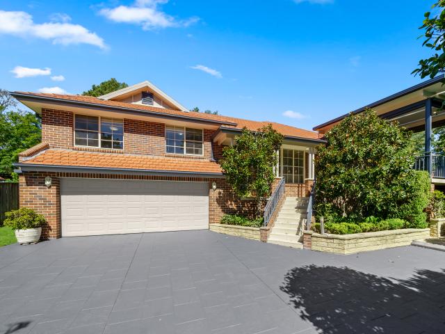 House for sale in Beecroft