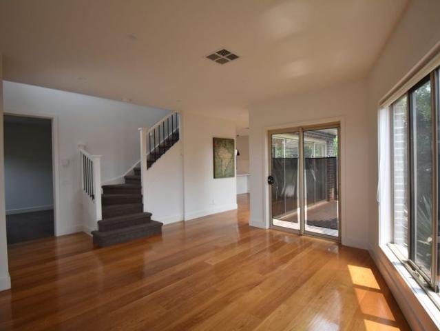 Townhouse for rent in Camerons Creek, Victoria