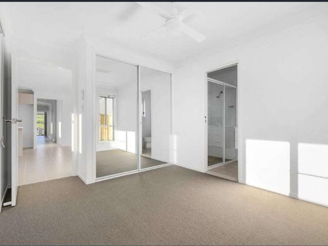 House for rent in Thrumster, New South Wales