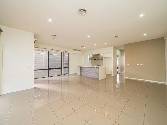 Townhouse for rent in Camerons Creek, Victoria