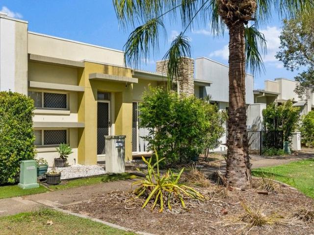 House for sale in Fitzgibbon