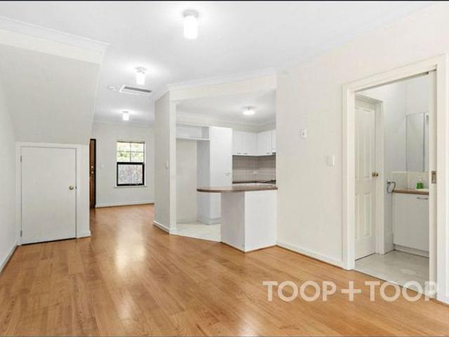 Townhouse for rent in Norwood, Adelaide