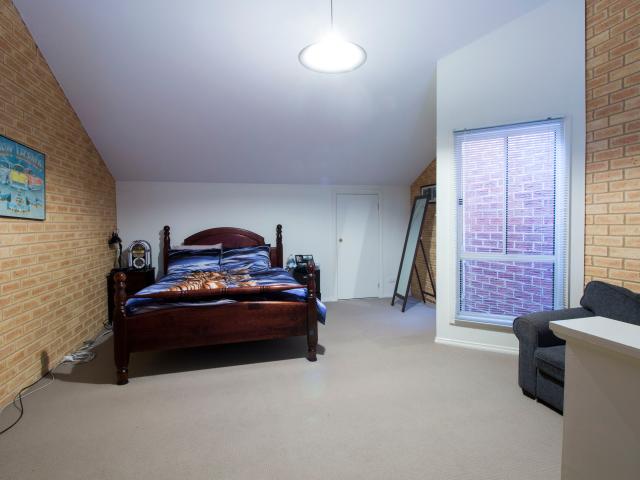 Townhouse for sale in Lavington, New South Wales