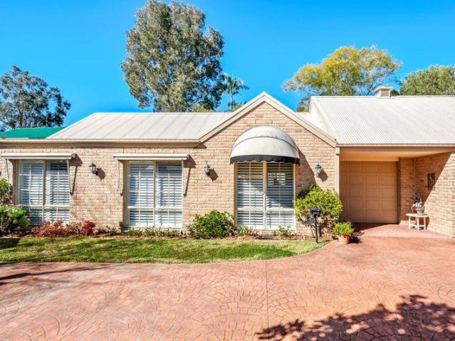 Villa for sale in Ambergate, New South Wales