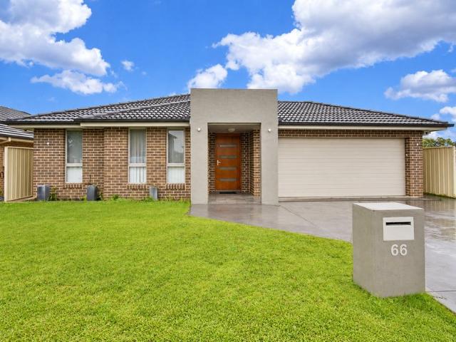 House for rent in Stanhope Gardens, Sydney