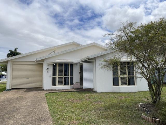 House for sale in Trebonne