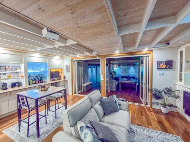 Apartment for sale in Ocean Grove, Victoria