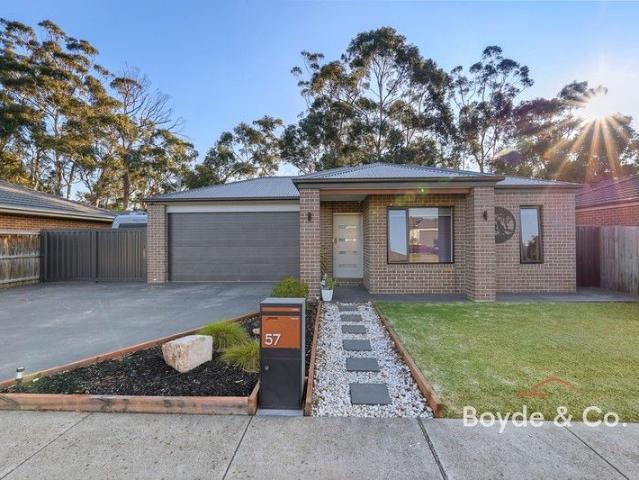House for sale in Drouin