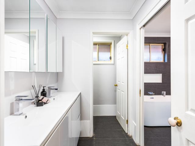 Villa for sale in Sydney, New South Wales