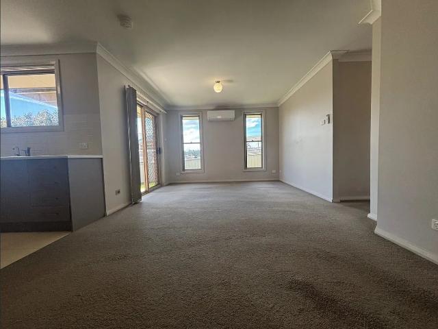 Townhouse for rent in East Branxton, Branxton