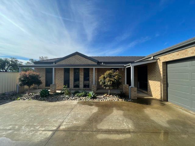 Townhouse for rent in Tatura, Victoria