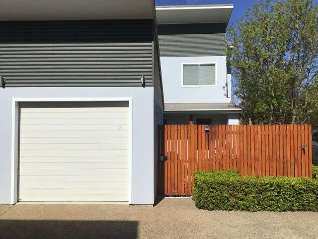 Townhouse for rent in Warwick, Queensland
