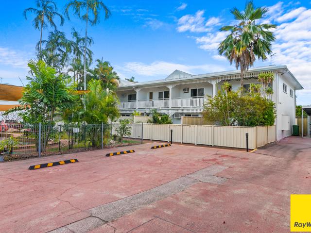 Apartment for sale in Holloways Beach, Queensland