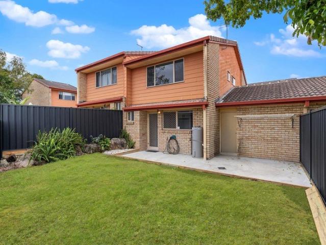 Townhouse for sale in Toombul, Queensland