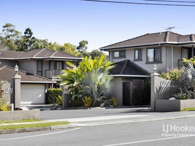 Townhouse for rent in Villa Hermosa, City of Brisbane