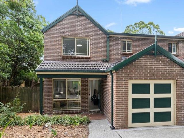 Townhouse for sale in Sydney, New South Wales