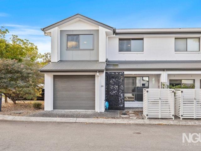 Townhouse for sale in Toombul, Queensland