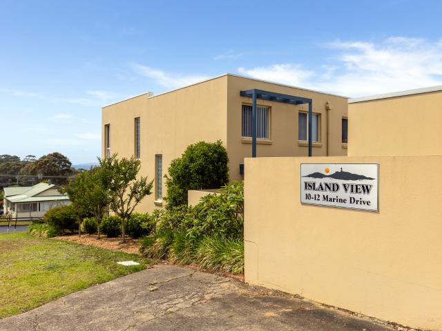 Townhouse for sale in Narooma, New South Wales
