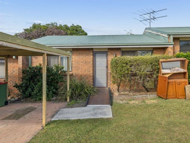 Townhouse for sale in Toombul, Queensland