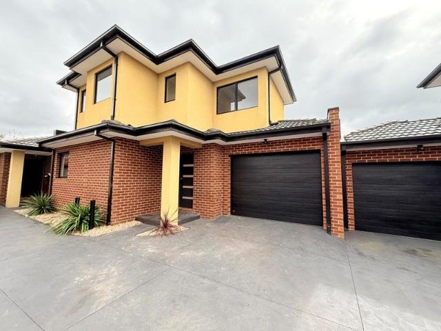 Townhouse for rent in Camerons Creek, Victoria