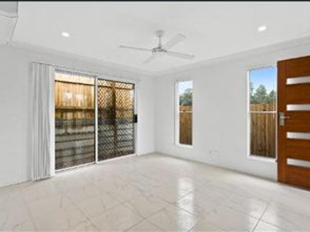 House for rent in Hillcrest, Greater Brisbane