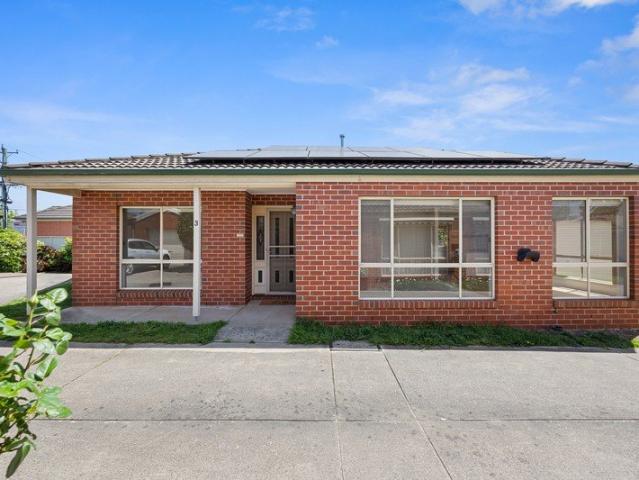 Apartment for sale in Wendouree, Ballarat