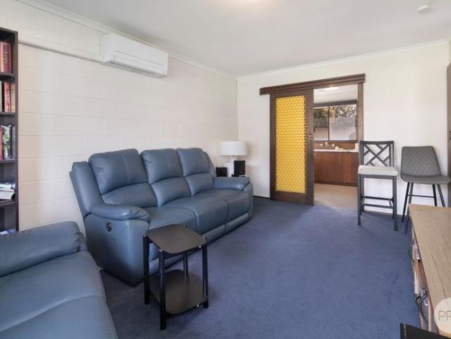 House for rent in Wendouree, Ballarat