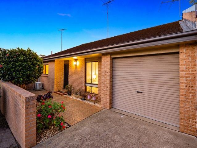 Villa for sale in Baulkham Hills, Sydney