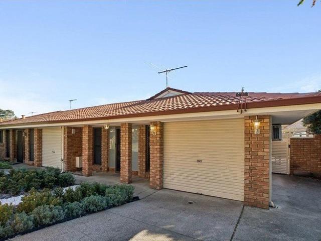 Villa for rent in Como, Western Australia